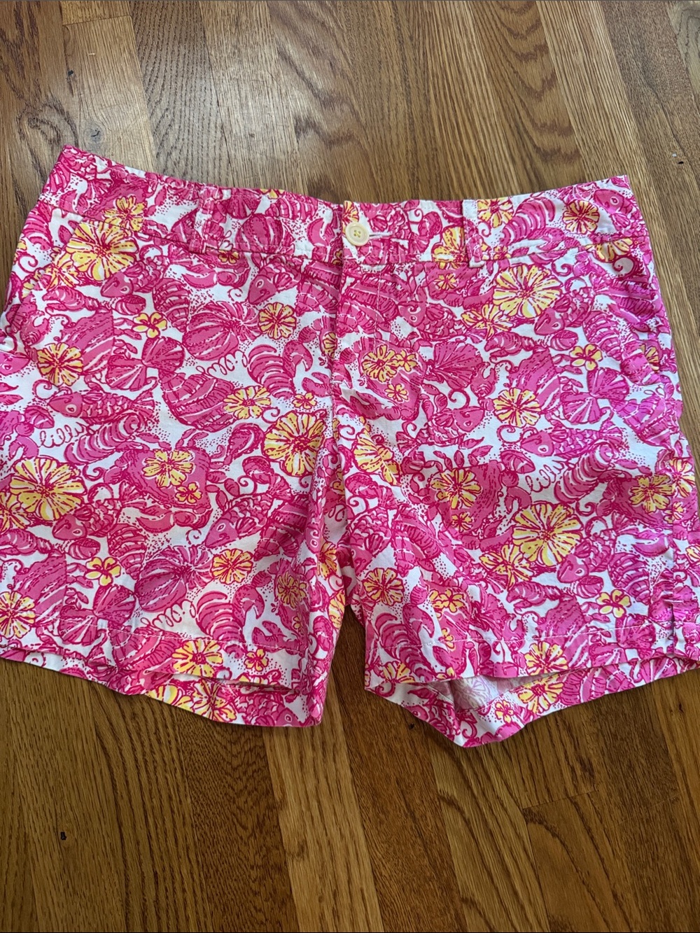 Lilly Pulitzer Pink & Yellow Floral Shell-Print Shorts Size 12 🌸 100% cotton
